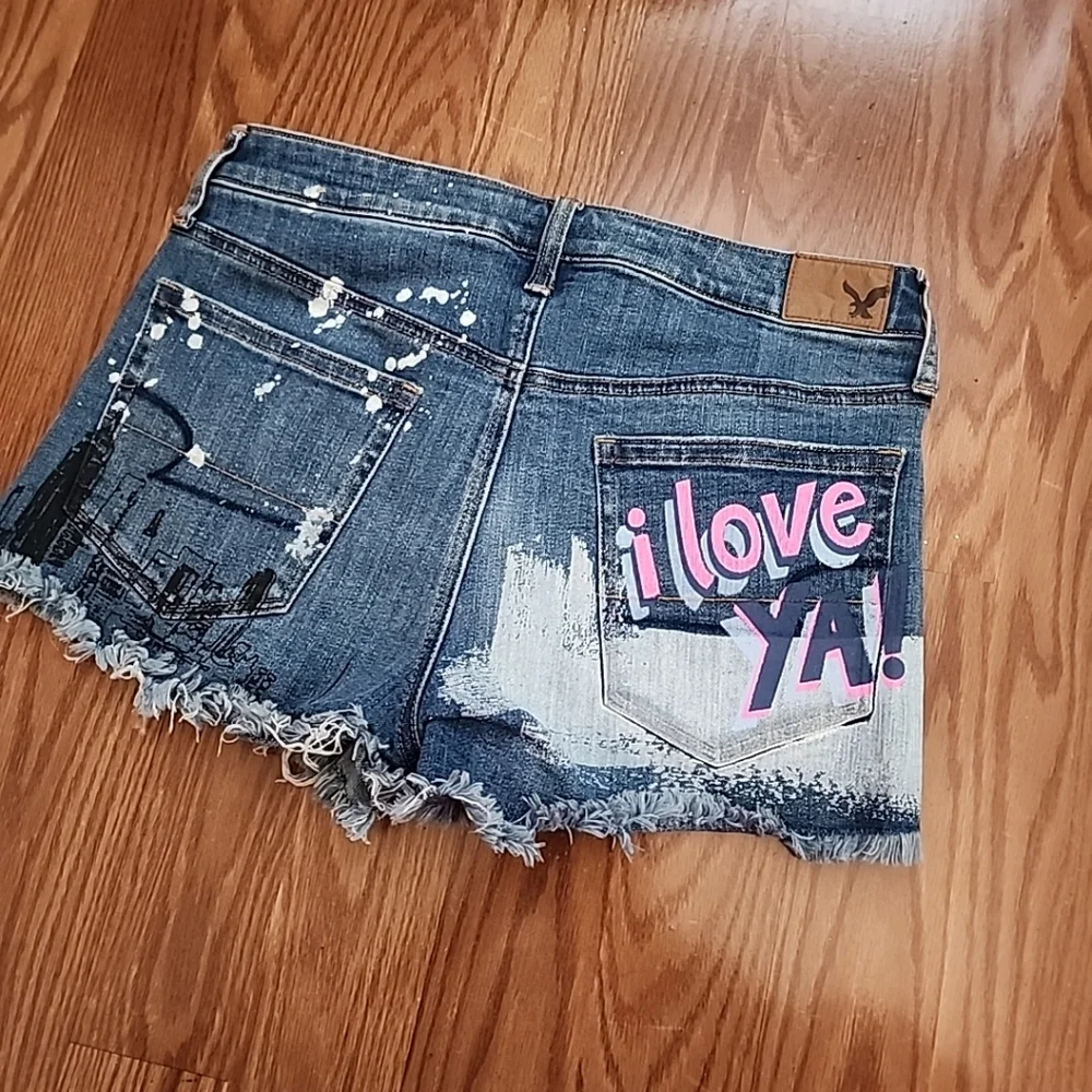 American Eagle Outfitters vintage hi-rise festival shorts 8 painted Hard to find